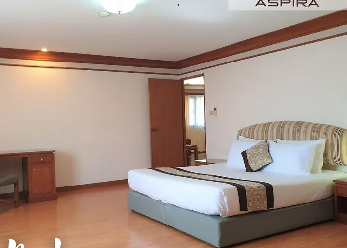 United Tower Thonglor By Aspira 3* Bangkok