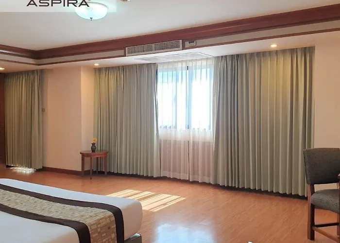 United Tower Thonglor By Aspira 3* Bangkok
