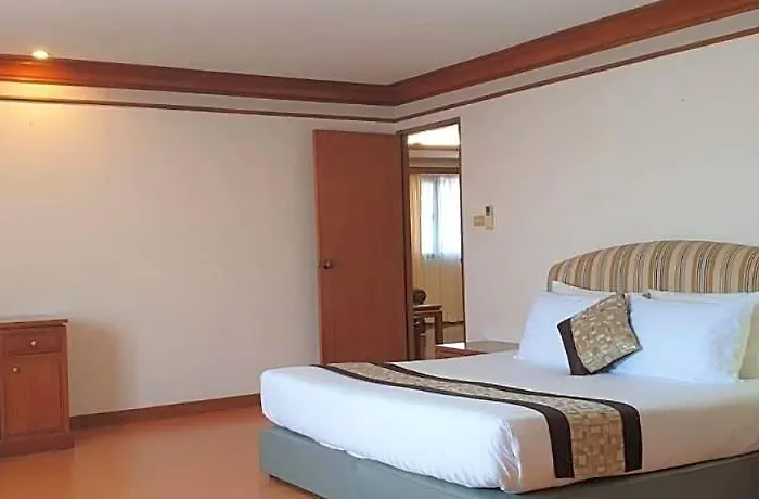 United Tower Thonglor By Aspira 3* Bangkok