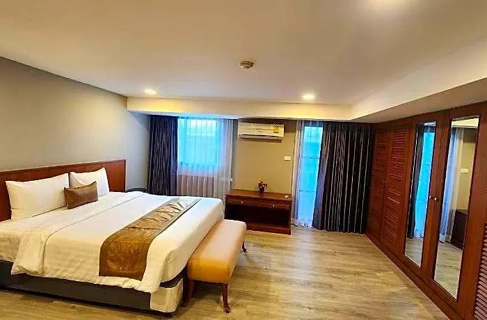Hotel United Tower Thonglor By Aspira 3*
