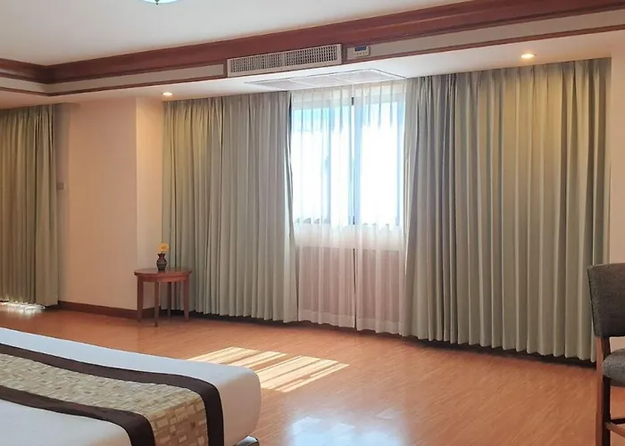 United Tower Thonglor By Aspira Hotel 3*